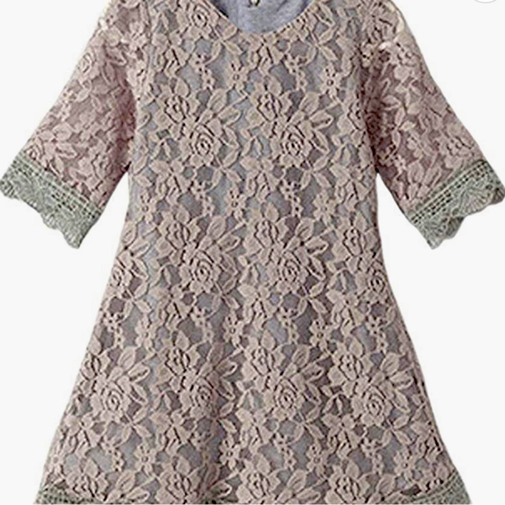 Size 12 never worn April Girl lace dress with lining size 12